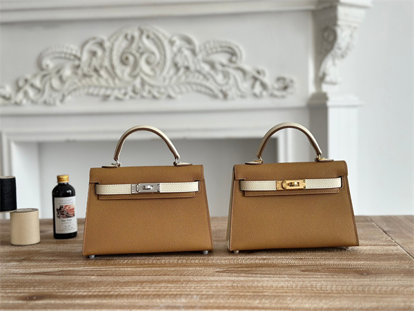 Hermes Kelly Mini II Bag Epsom Leather Biscuit/Craie HS