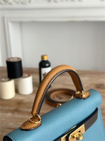 Hermes Kelly Mini II Bag Epsom Leather Denim Fonce/Ecorce/Sesame HS