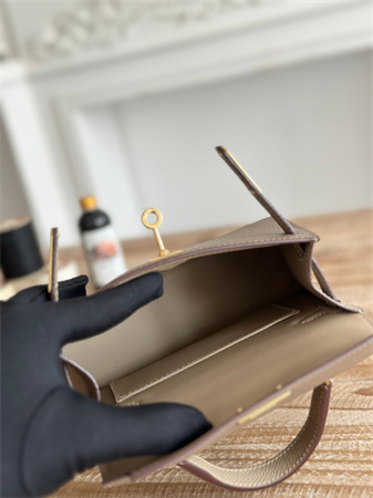 Hermes Kelly Mini II Bag Epsom Leather Etoupe/Gris Tourterelle HS