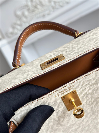 Hermes Kelly Mini II Bag Epsom Leather Craie/Gold HS