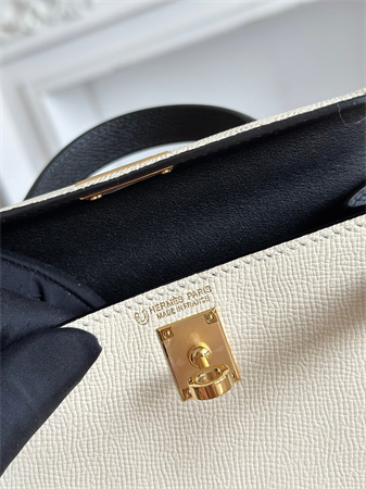 Hermes Kelly Mini II Bag Epsom Leather Craie/Black HS