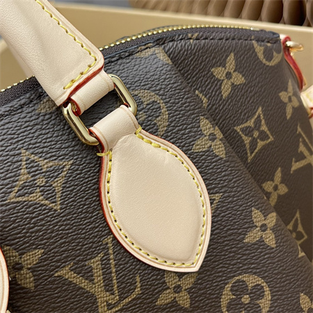 L.V Rivory MM Monogram Canvas M44546