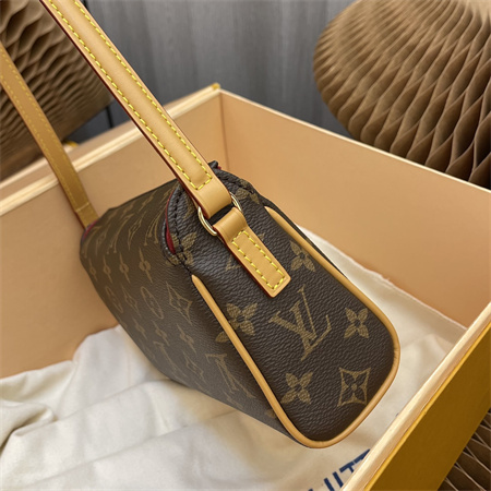 L.V Recital Bag Monogram Canvas M51900