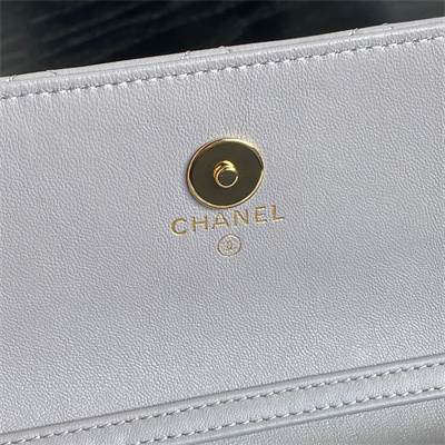 Chanel Flap Phone Holder with Chain Shiny Lambskin, Imitation Pearls & Gold-Tone Metal Grey AP4284