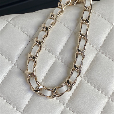 Chanel Clutch with Chain Lambskin, Strass & Gold-Tone Metal White  AP4293