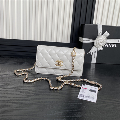 Chanel Clutch with Chain Lambskin, Strass & Gold-Tone Metal White AP4300