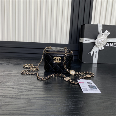 Chanel Small Vanity with Chain Lambskin, Strass & Gold-Tone Metal Black AP4302