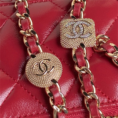 Chanel Small Vanity with Chain Lambskin, Strass & Gold-Tone Metal Red AP4302