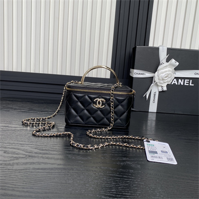 Chanel Vanity with Chain Lambskin, Strass & Gold-Tone Metal Black AP4317