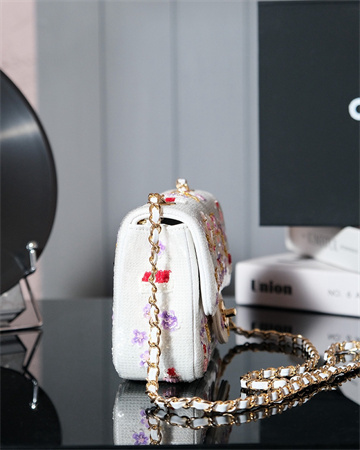 Cha.nel 24A Mini Flap Bag Sequins & Gold-Tone Metal White