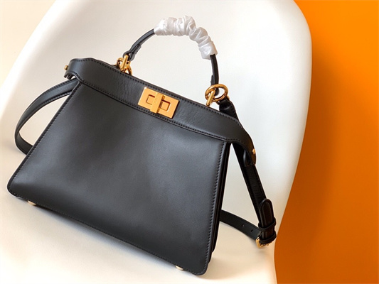 Fen.di PEEKABOO ICONIC ISEEU Small leather bag Black