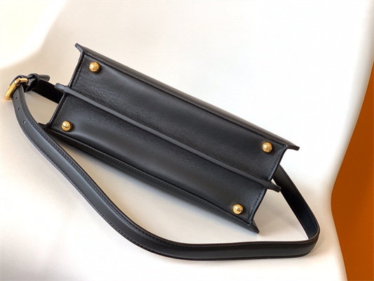 Fen.di PEEKABOO ICONIC ISEEU Small leather bag Black