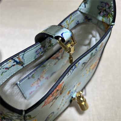 Gu.cci Jackie 1961 Mini Shoulder Bag Mint Leather With Printing 637091