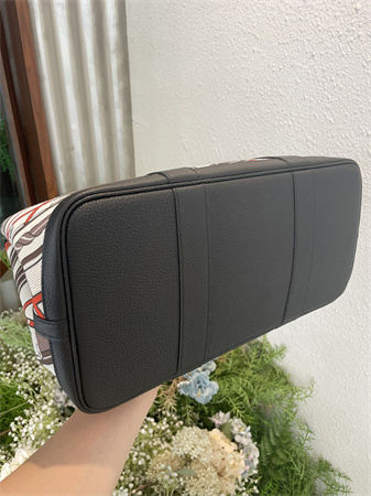 Her.mes  Garden Party 36CM Togo Leather and Graffiti Canvas HS