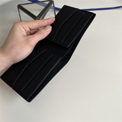 L.V Slender Wallet Brushed Monogram cowhide leather Black/White M11708