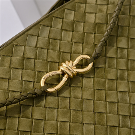 BV Large Andiamo Top handle bag Suede Olive