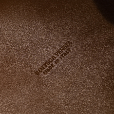 BV Large Parachute Shoulder Bag In Lambskin Wood