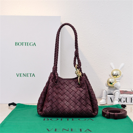 BV Small Parachute Shoulder Bag In Lambskin Burgundy