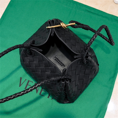 BV Small Parachute Shoulder Bag In Lambskin Black