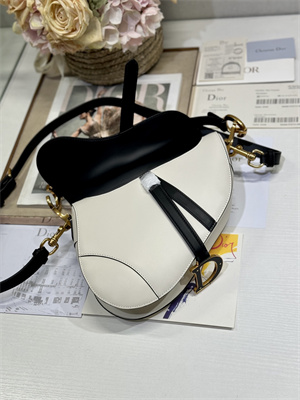 CD Saddle Bag Smooth Calfskin White/Black
