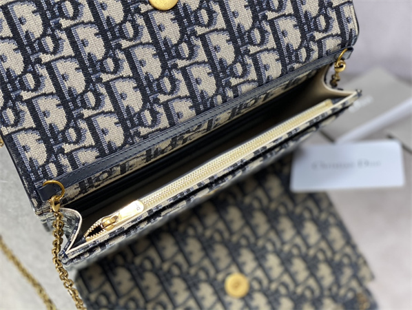 CD Saddle Pouch With Chain Blue Dior Oblique Jacquard
