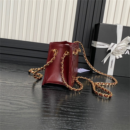 Chanel Clutch Shiny Lambskin & Gold-Tone Metal Burgundy AS5203