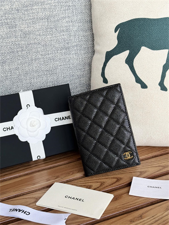 Chanel Passport Holder In Grained Calfskin Gold Tone Metal Black A80385