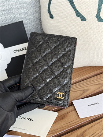 Chanel Passport Holder In Grained Calfskin Gold Tone Metal Black A80385