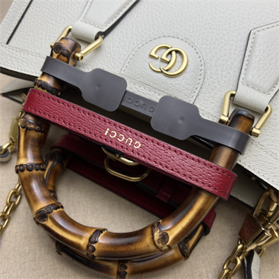 Gu.cci Diana Small Shoulder Bag White Leather 735153