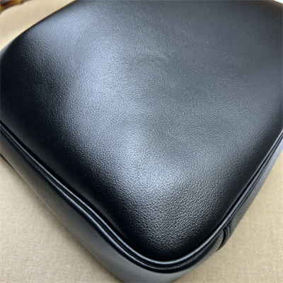 Gu.cci Diana Medium Shoulder Bag Black Leather 746124