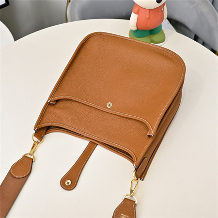 Evelyne III PM  Bag In Gold(options)