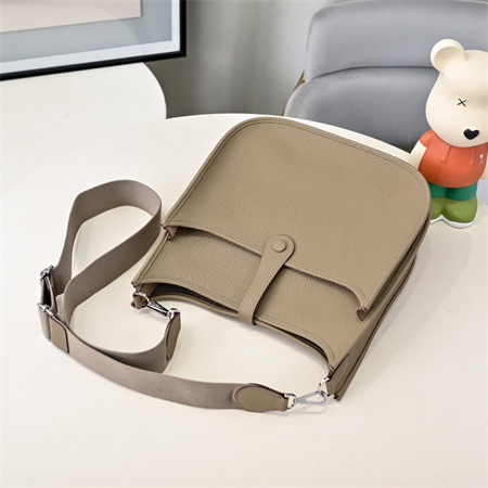 Evelyne III PM  Bag In Gris Tourterelle(options)