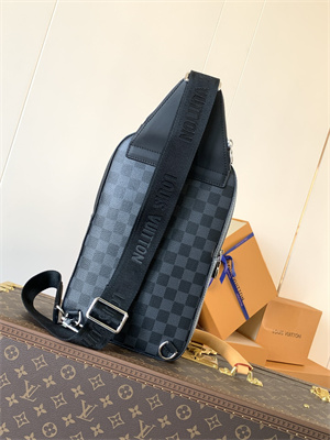 L.V Avenue Slingbag  Avenue Slingbag Damier Graphite Canvas N45302