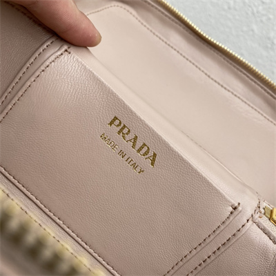 Prada Vanity Case Grained Leather Lt Pink 1BH202