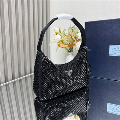 Prada  Re-Edition 2000 mini-bag With Diamond All Black 1NE515