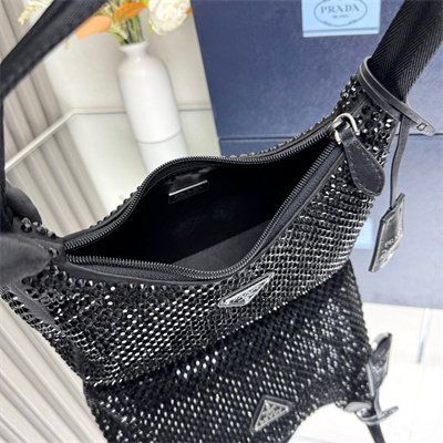 Prada  Re-Edition 2000 mini-bag With Diamond All Black 1NE515