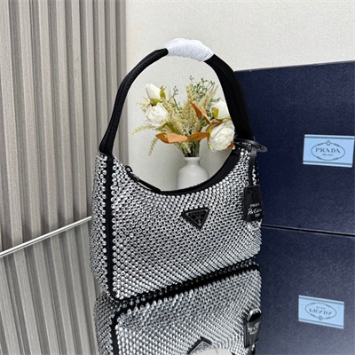 Prada  Re-Edition 2000 mini-bag With Diamond Black 1NE515