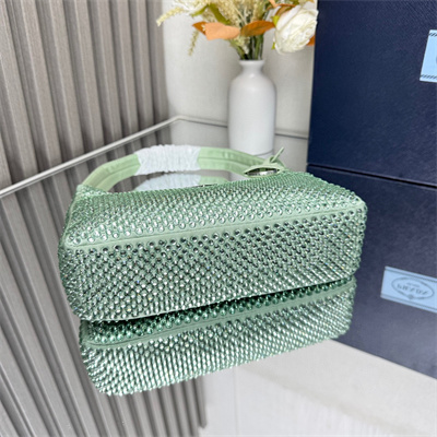 Prada  Re-Edition 2000 mini-bag With Diamond Green 1NE515