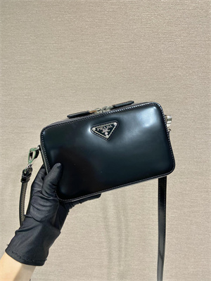 Prada Brique Shinny leather shoulder bag Black 2VH173