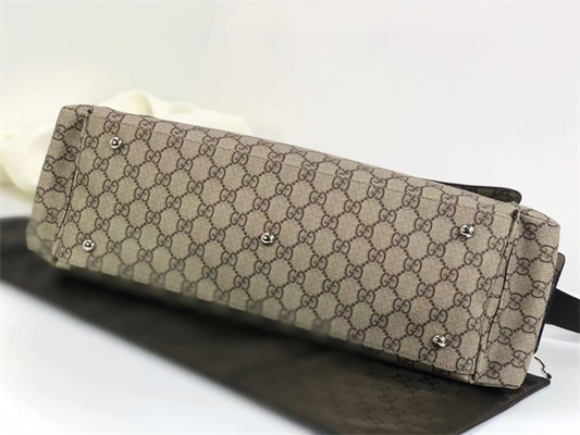 Gu.cci GG Supreme Medium Baby Changing Bag 211131