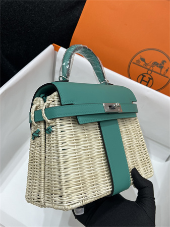 Kelly Mini Picnic Bag 20 Swift Leather Wicker Silver Tone Hardware Green Color HS
