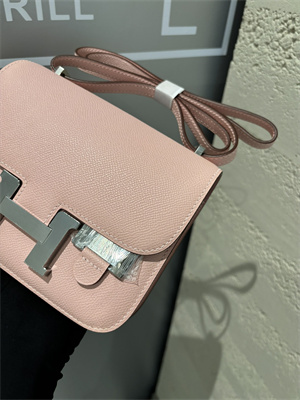 Constance Bag Epsom Leather 18CM Gold/Silver Tone Metal In Rose Sakura Color HS  (With mirror)
