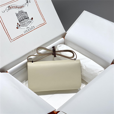 Constance Elan Epsom Leather  Gold/Silver Tone Hardware Craie Color HS(With Mirror)