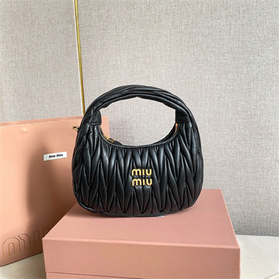 MiuMiu Wander matelassé nappa leather Small hobo bag Black Color