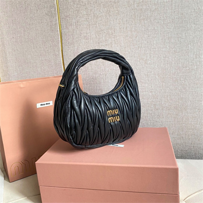 MiuMiu Wander matelassé nappa leather Small hobo bag Black Color