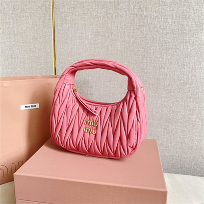 MiuMiu Wander matelassé nappa leather Small hobo bag Begonia Pink Color