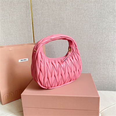 MiuMiu Wander matelassé nappa leather Small hobo bag Begonia Pink Color