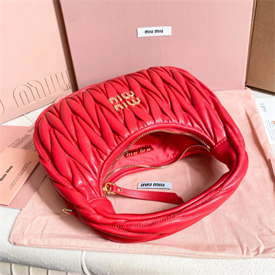 MiuMiu Wander matelassé nappa leather Small hobo bag Red Color