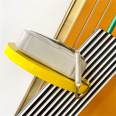 Y.S.L LOULOU Small in MATELASSÉ lambskin Gold Tone Metal White