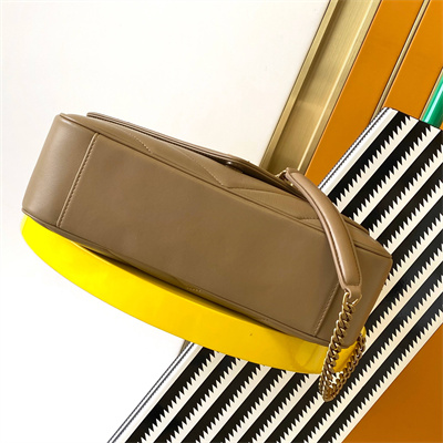 Y.S.L LOULOU Medium in MATELASSÉ lambskin Gold Tone Metal